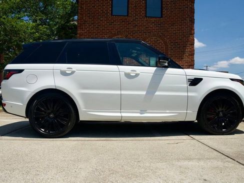 Used 2022 Land Rover Range Rover Sport HSE Dynamic AWD/4WD image 4