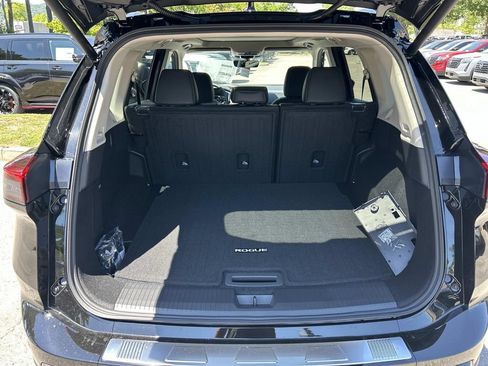 New 2026 Nissan Rogue Dark Armor AWD/4WD image 13