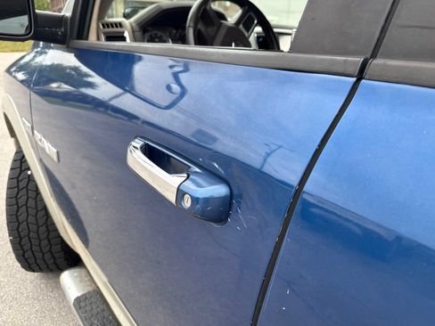 Used 2009 Dodge Ram 1500 Truck Laramie AWD/4WD image 17
