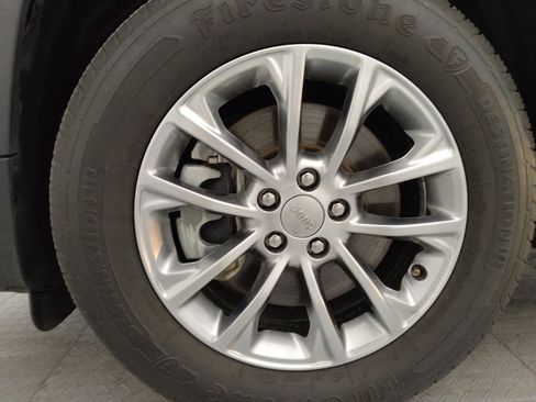 Used 2021 Jeep Cherokee Latitude Lux image 31