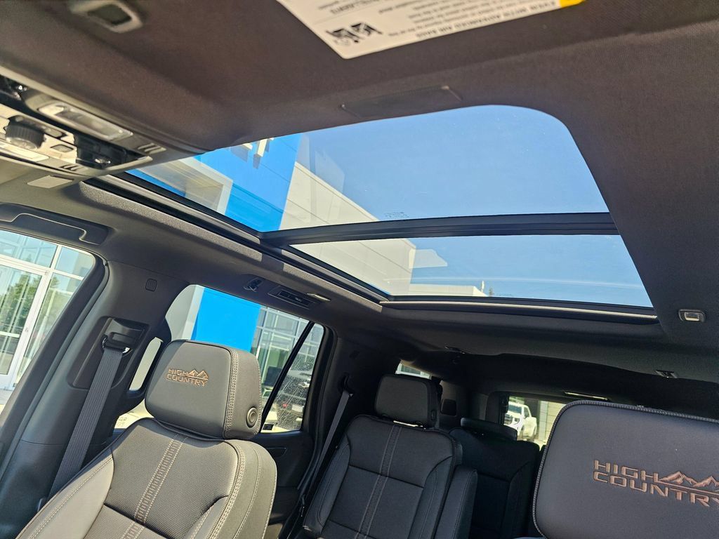 New 2026 Chevrolet Tahoe High Country AWD/4WD image 24