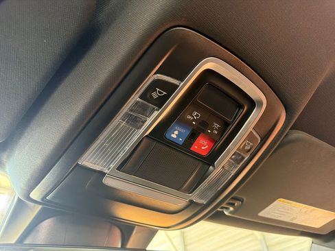 Used 2024 RAM 1500 Laramie image 29