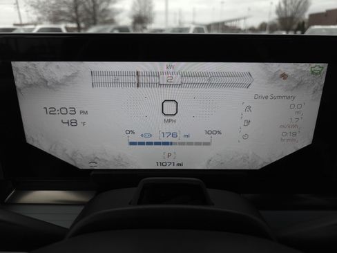 Used 2025 GMC Hummer EV 3X w/ LPO, Dark Essentials Package image 29