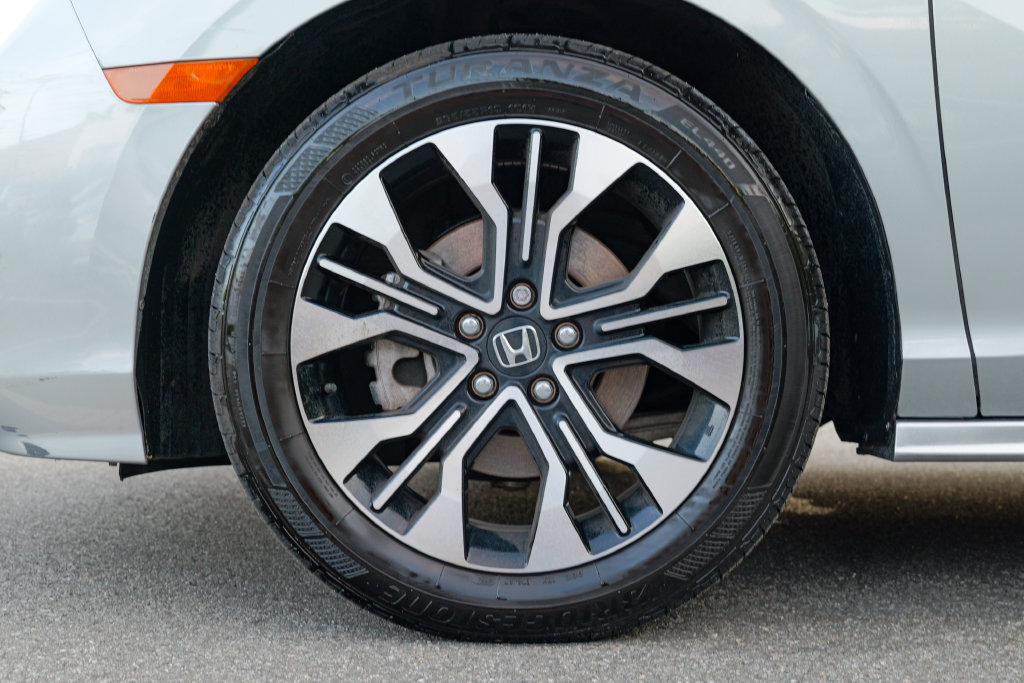 Used 2025 Honda Odyssey Elite image 13