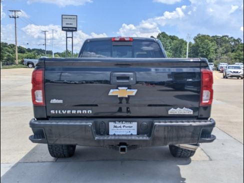 Used 2018 Chevrolet Silverado 1500 High Country AWD/4WD image 10