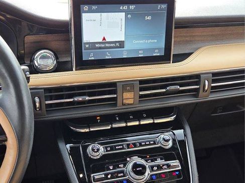 Used 2022 Lincoln Corsair Reserve w/ Equipment Group 201A FWD image 26