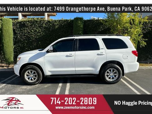Used 2011 Toyota Sequoia SR5 RWD image 10