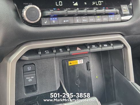 Used 2023 Toyota Tundra Limited AWD/4WD image 20