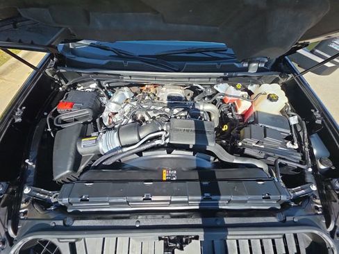 Used 2024 Chevrolet Silverado 2500 High Country w/ High Country Premium Package AWD/4WD image 31
