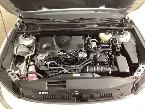 Used 2025 Toyota Camry LE FWD image 28