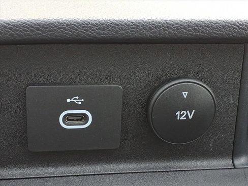 Certified 2023 Ford Transit 350 XLT image 15