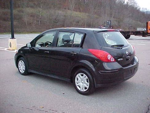 Used 2010 Nissan Versa 1.8 S w/ PWR Plus Pkg FWD image 12