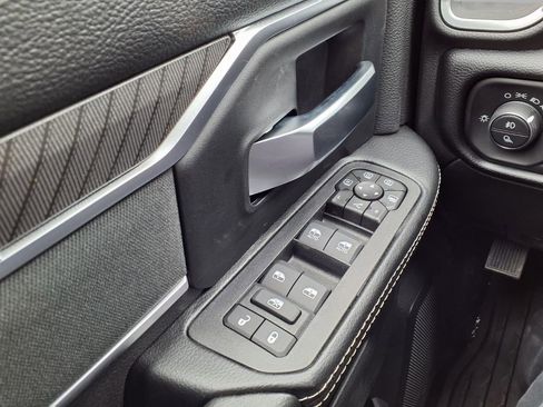 New 2026 RAM 2500 Big Horn AWD/4WD image 16