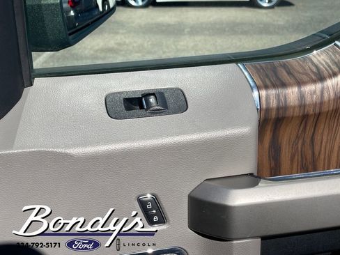 Used 2020 Ford F150 Lariat image 20