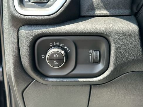 New 2026 RAM 2500 Big Horn AWD/4WD image 22