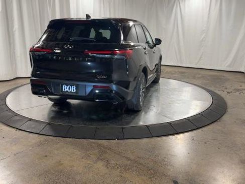 Certified 2025 INFINITI QX60 Pure image 9