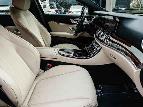 Certified 2023 Mercedes-Benz E 450 4MATIC Sedan image 17