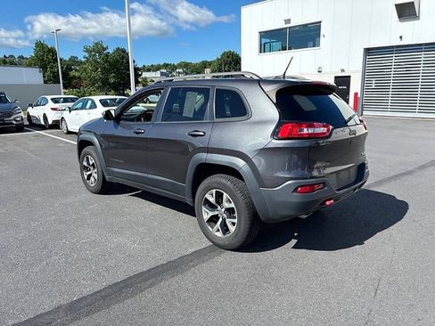 Used 2015 Jeep Cherokee Trailhawk AWD/4WD image 14