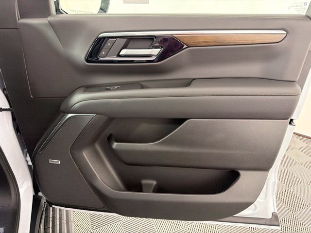 New 2027 Chevrolet Tahoe High Country AWD/4WD image 34