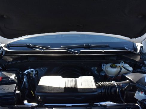 Used 2021 GMC Yukon SLT w/ SLT Premium Package image 17