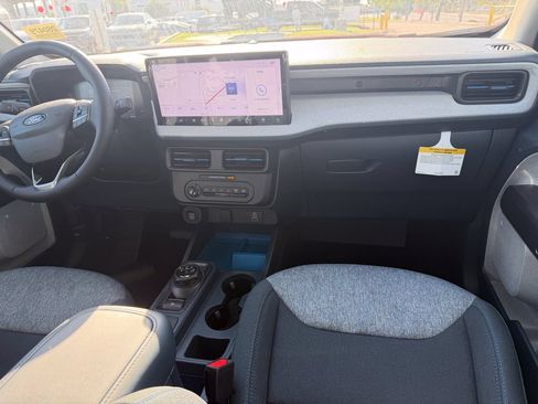 New 2026 Ford Maverick XLT w/ XLT Luxury Package FWD image 11