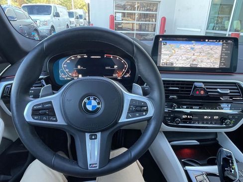 Used 2023 BMW M550i xDrive w/ Executive Package image 16