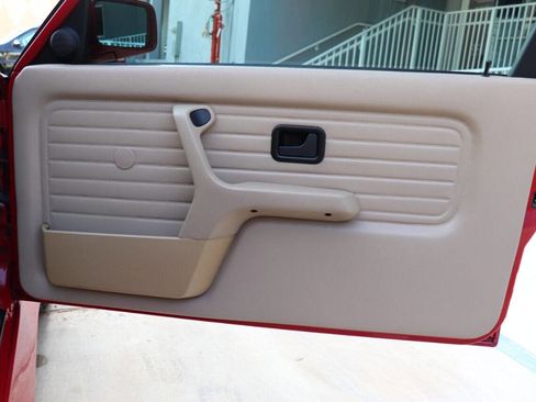 Used 1988 BMW M3 Coupe image 17