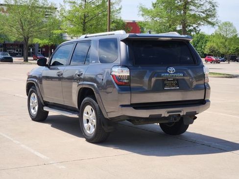Used 2014 Toyota 4Runner SR5 Premium image 7