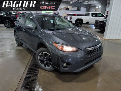 Used 2021 Subaru Crosstrek 2.0i Premium w/ Moonroof Package AWD/4WD image 1