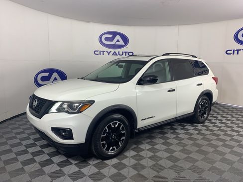 Used 2019 Nissan Pathfinder SL AWD/4WD image 7