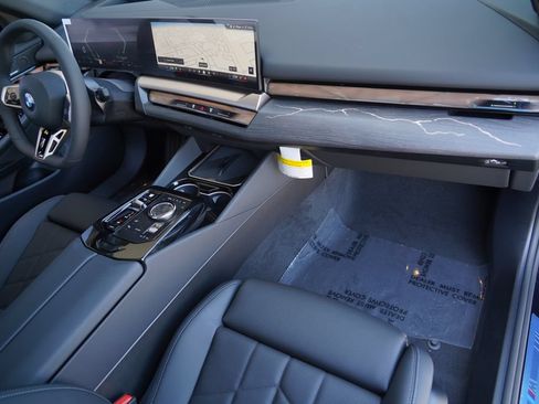New 2027 BMW 530i w/ M Sport Package RWD image 17