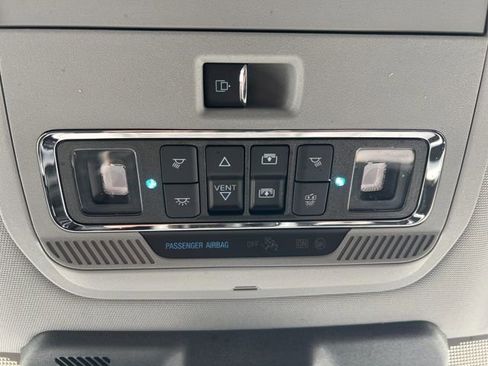 Used 2025 Ford F250 Lariat w/ Lariat Ultimate Package AWD/4WD image 6
