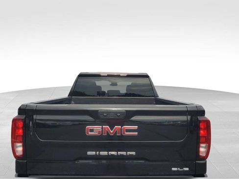 Used 2024 GMC Sierra 1500 SLE AWD/4WD image 4