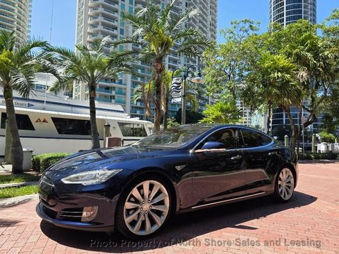 Used 2015 Tesla Model S 85D AWD/4WD image 35