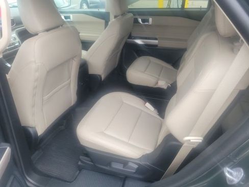 Used 2023 Ford Explorer XLT w/ Equipment Group 202A image 18