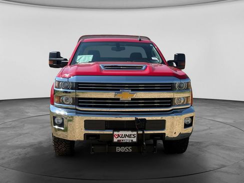 Used 2018 Chevrolet Silverado 3500 LT w/ LT Convenience Package AWD/4WD image 2