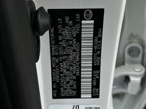 Used 2021 Lexus ES 300h w/ Accessory Package FWD image 27