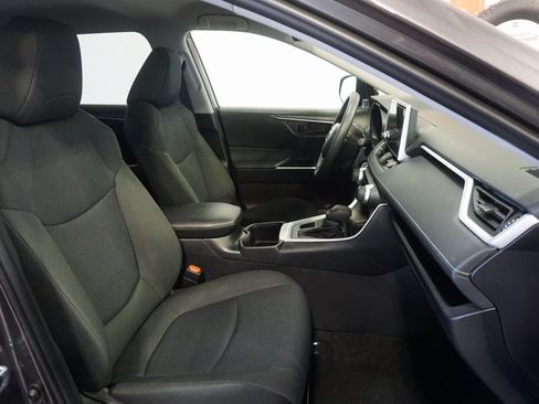 Certified 2025 Toyota RAV4 LE image 22