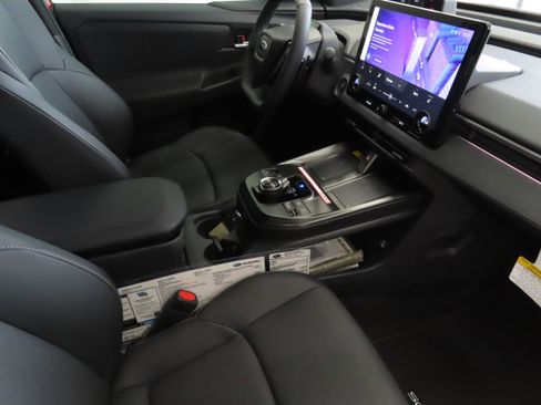 New 2026 Subaru Solterra Limited image 25
