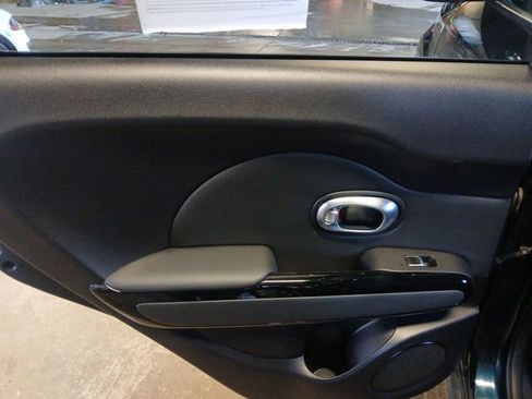 Used 2018 Kia Soul + w/ Audio Package image 38