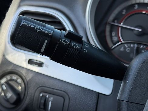 Used 2018 Dodge Journey SXT w/ Premium Group image 21