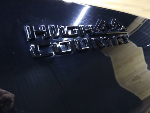 Used 2024 Chevrolet Silverado 2500 High Country w/ High Country Premium Package image 9