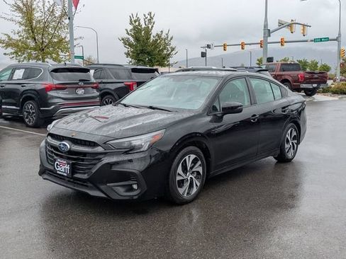 Used 2025 Subaru Legacy Premium AWD/4WD image 7