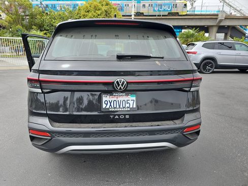 Used 2026 Volkswagen Taos S FWD image 11