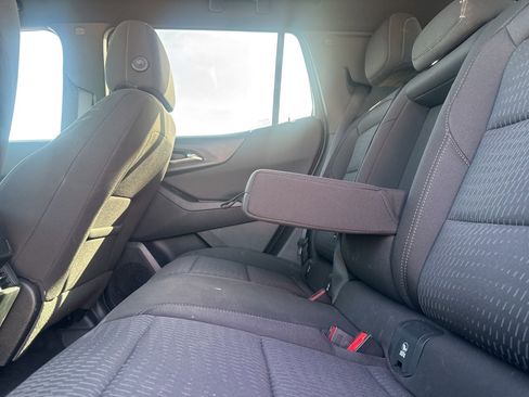 Used 2026 Chevrolet Equinox LT image 36