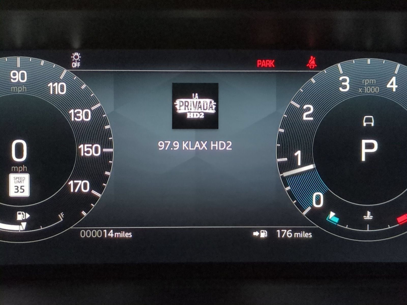 New 2026 Land Rover Discovery Sport Landmark AWD/4WD image 18