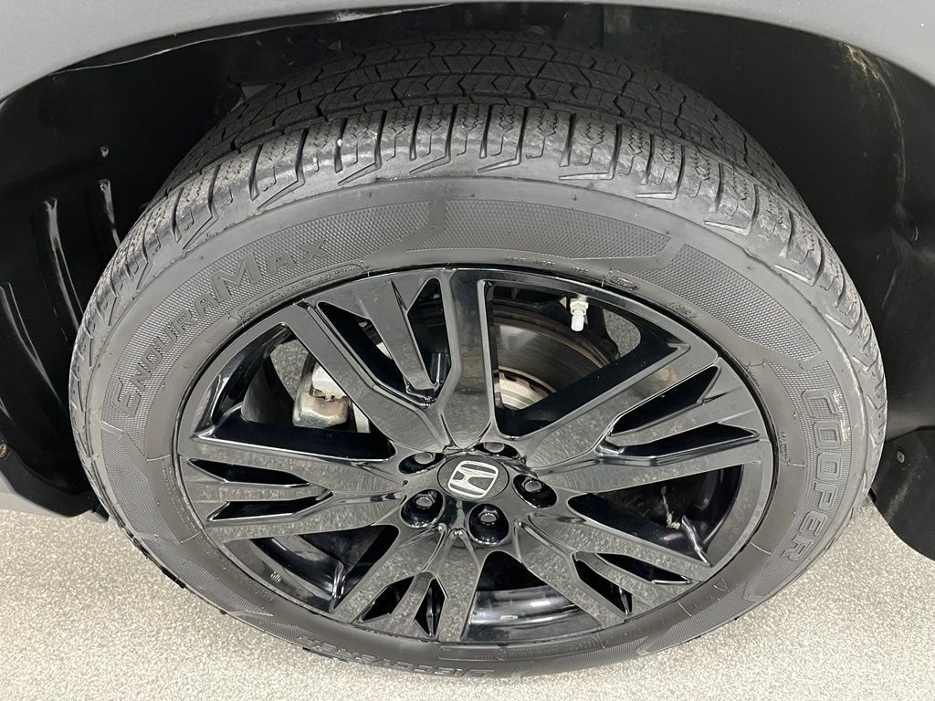 Used 2021 Honda Pilot Black Edition image 15