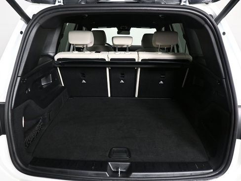 Certified 2025 Mercedes-Benz GLB 250 image 29