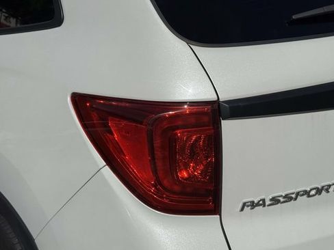 Certified 2023 Honda Passport EX-L image 9