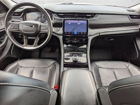 Used 2021 Jeep Grand Cherokee L Limited AWD/4WD image 17